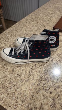 Heart converse shoes
