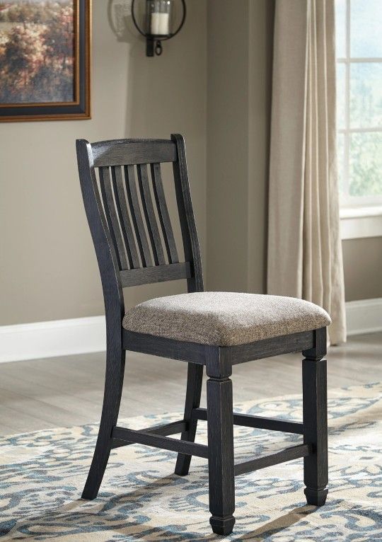 Same Day DeliveryTyler Creek Black/Gray Dining Room Set | D736
by Ashley