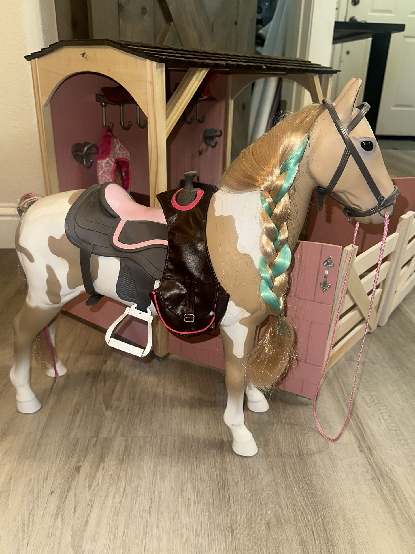 Our generations Horse and Horse Stable For 18” Doll. $50 obo