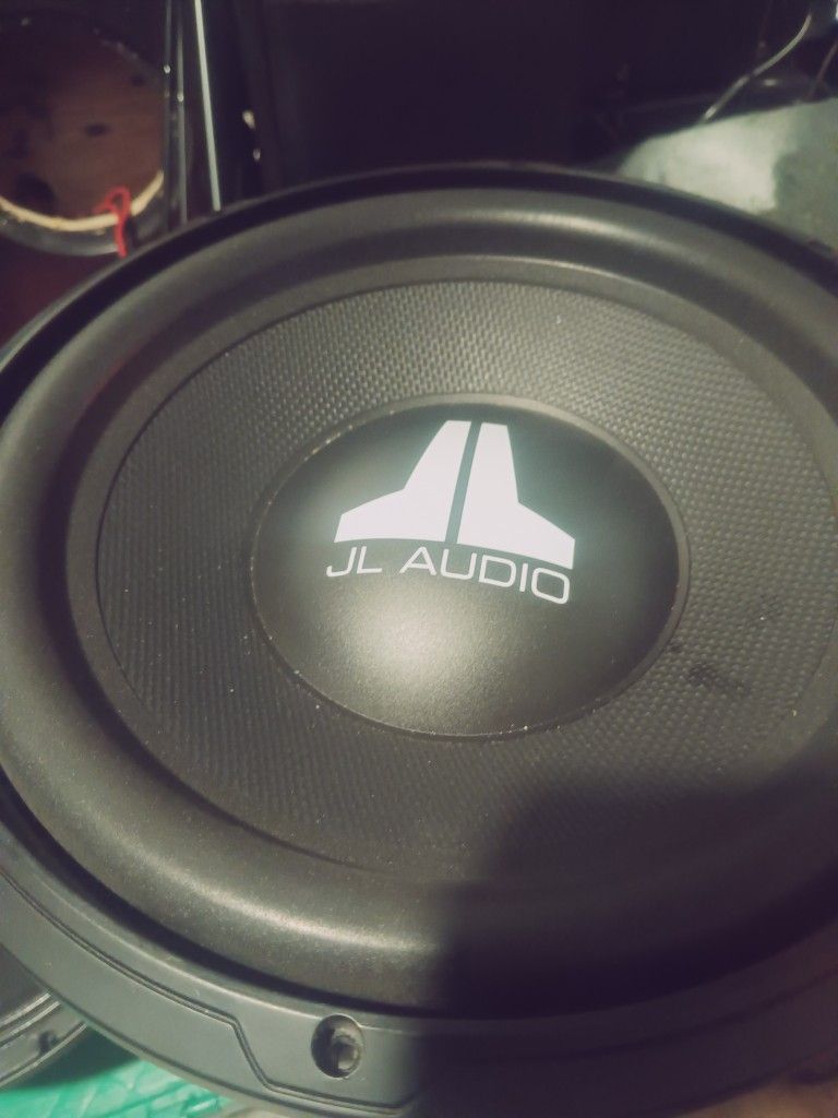 12-in JL Audio W Series 250 Watt 500 Max Subwoofer