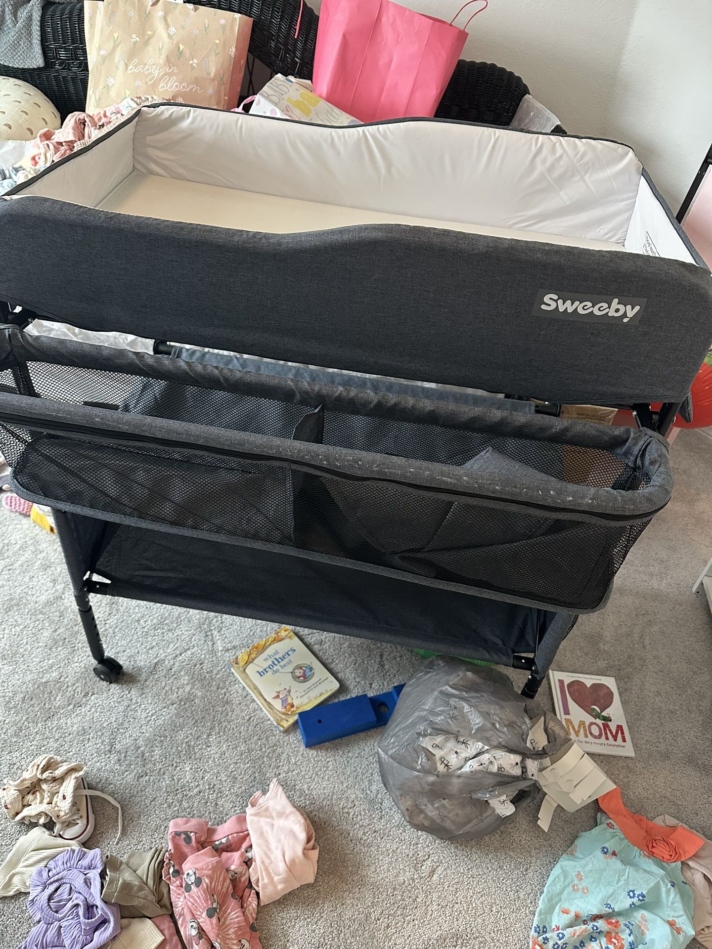 Sweeney Baby Portable Changing Table
