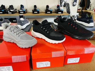 Beautiful Man Tennis Shoes $20
