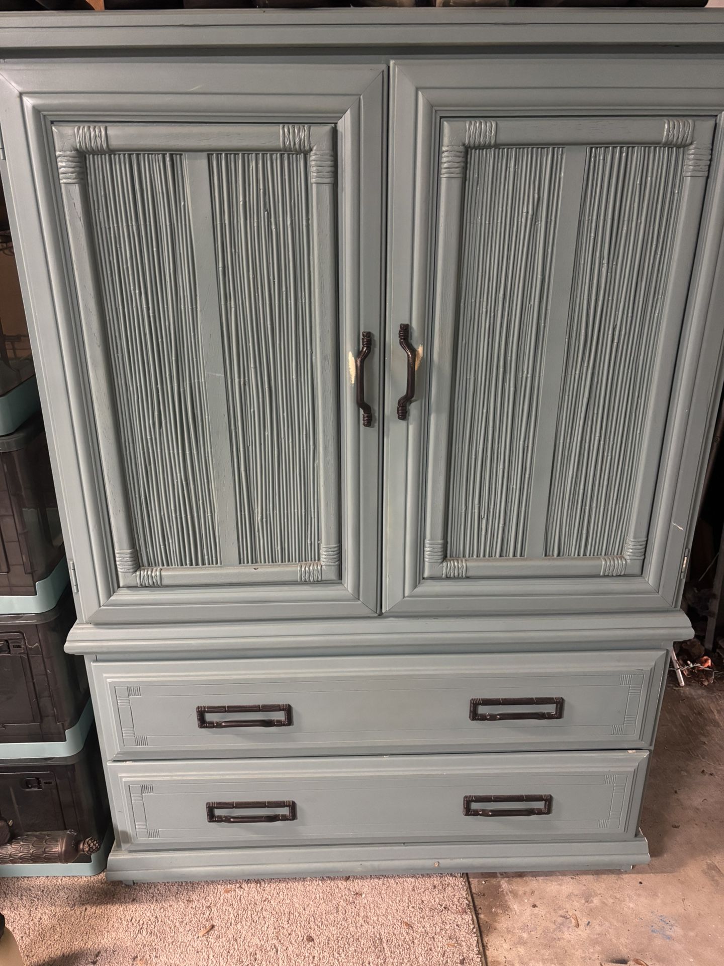 Green Dresser/cabinet