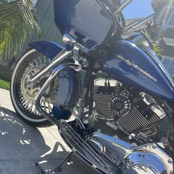 2016 Harley Davidson FLTRXS/ Road Glide Special