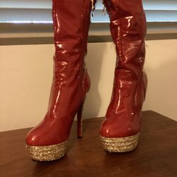 Vero Cuoio Red Shiny Platform and  Gold Thin High Heels, Size 7 