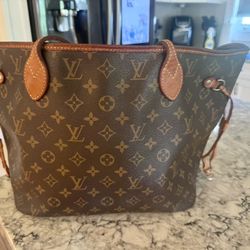 LOUIS VUITTON Neverfull MM Monogram Tote Bag 