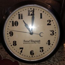 1930s/40s WALL CLOCK - Postal Telegraph Office This is an original telegraph office clock and measures 20 inches diameter and 4.5 inches deep Bichr