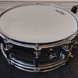 10-lug Snare Drum, Cymbal Stands