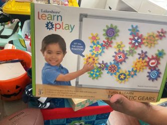 Gear toy