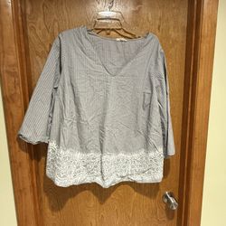 Jane And Delaney 2x Grey Woven Blouse With Lace Trim 