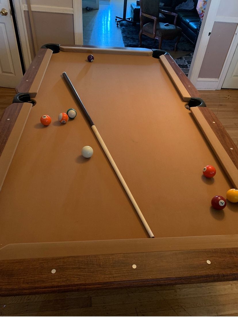 Nice Pool Table 