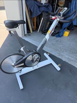 Keiser M3 Stationary Bike Spin Bike Indoor Exercise Bicycle Cardio Workout Home Gym Bicicleta