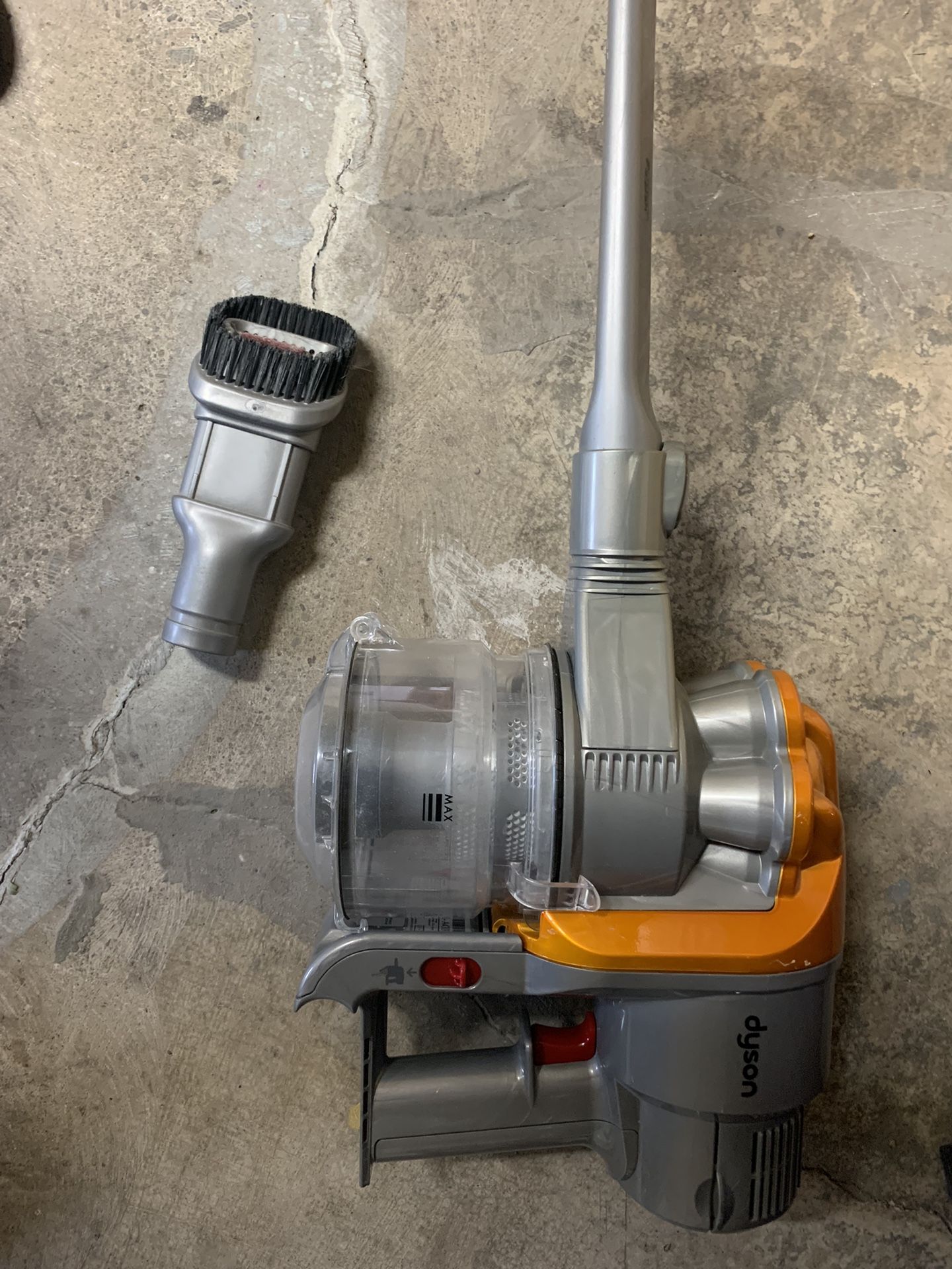 Dyson Vacuum 