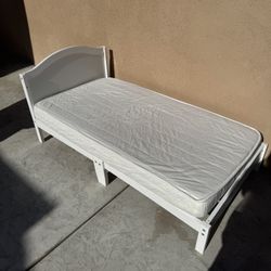 Kids Bed With Mattress