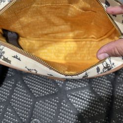 Winnie  The Pooh Bag And Wallet 