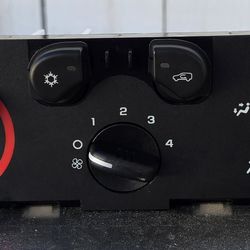 A/C Heater Climate Control Module Panel For GMC Canyon Chevy Colorado (contact info removed)6