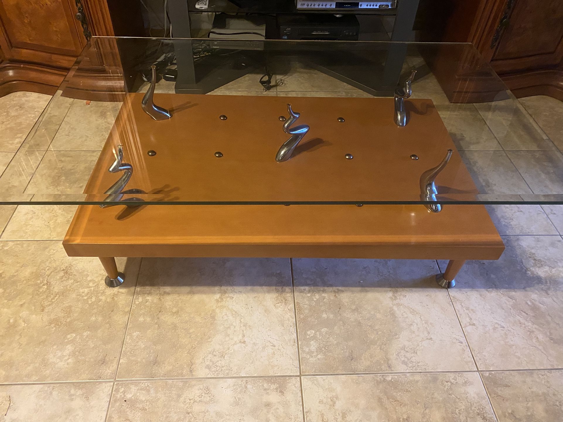 COFFEE TABLE