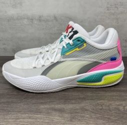 Mens puma 2k21 sneakers..size 10