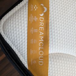 DreamCloud Mattress