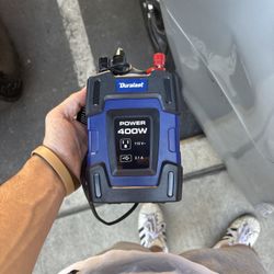 Car charger for extra charging ports 