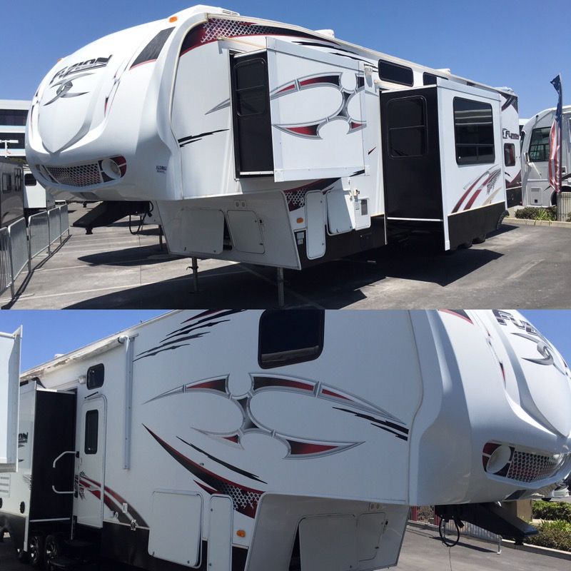 2011 Keystone Fuzion FZ-405 Fifth Wheel Toy Hauler