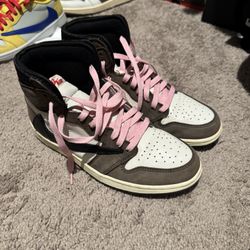 Nike Travis Scott’s Size 8 