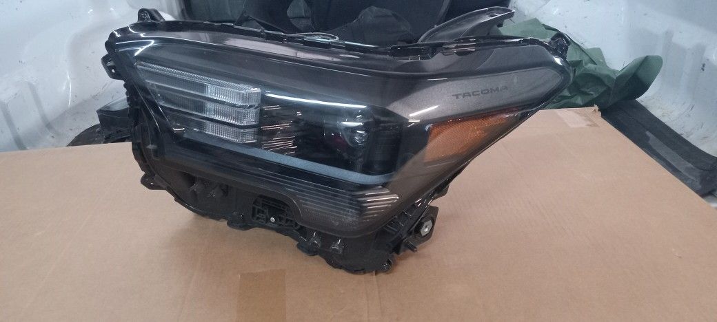 2023 Toyota Tacoma Headlight
