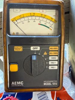 AEMC megohmeter