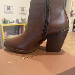 Size 4 Brown Boots  