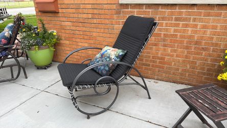 Wrought Iron Lounger