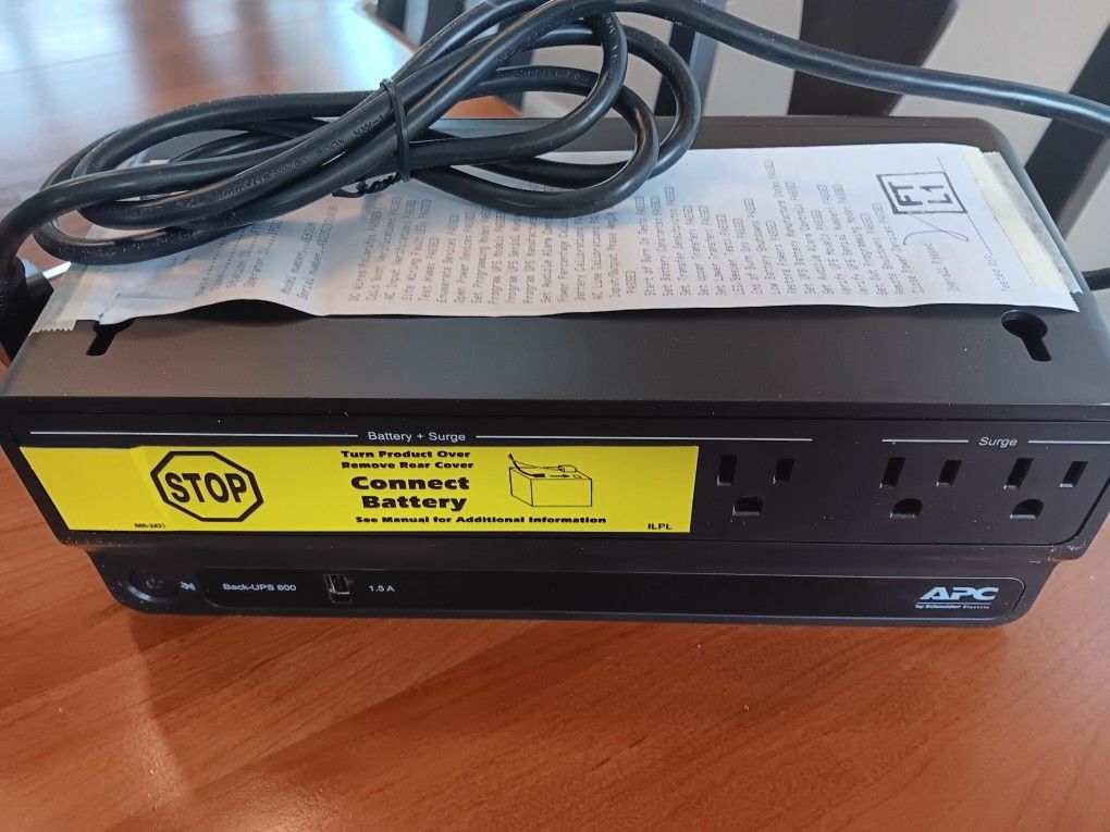 APC UPS Battery Backup & Surge Protection