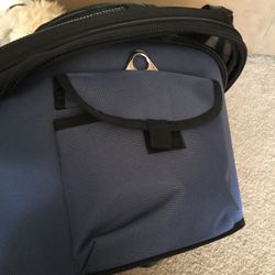 Wetnoz pet outlet carrier