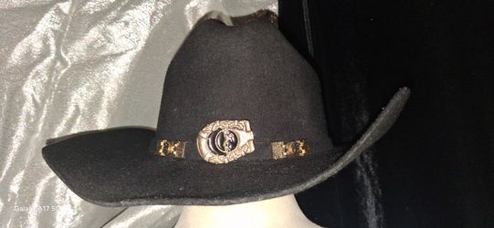 Bullhead Black Felt Cowboy Hat with Gold Buckle Band