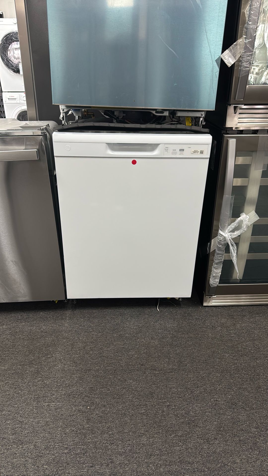 Dishwasher White