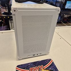 Jonsbo C6 Gaming PC - White: Asus H110M-C/CSM, 3.6 i7-7700, Intel Arc A380, 8GB RAM, 128GB SSD, Wi-Fi 6 + BT 5, WIN 11 45FPS $360