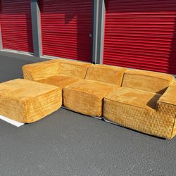 Brand New 4 Piece Modular Plush Sofa Set 