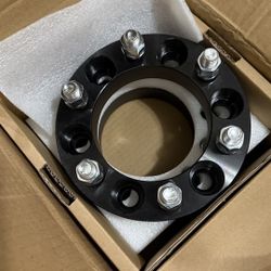6 Lug Spacers for Avalanche Silverado, yukon etc 