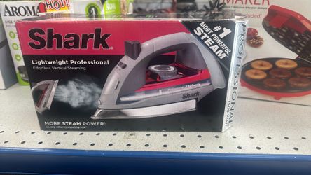 Shark Lightweight Iron 
