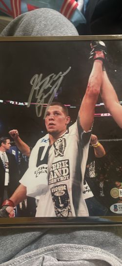 Nate Diaz Signed Photo - UFC MMA Autograph Authenticated