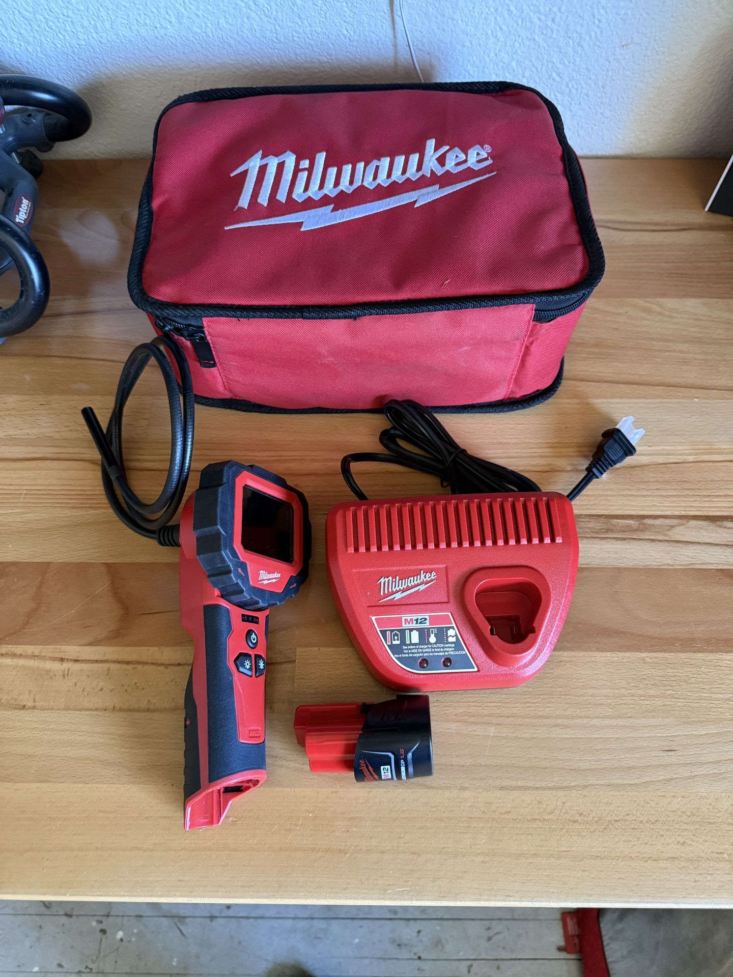Milwaukee Cordless 360 Inspection Camera - Borescope