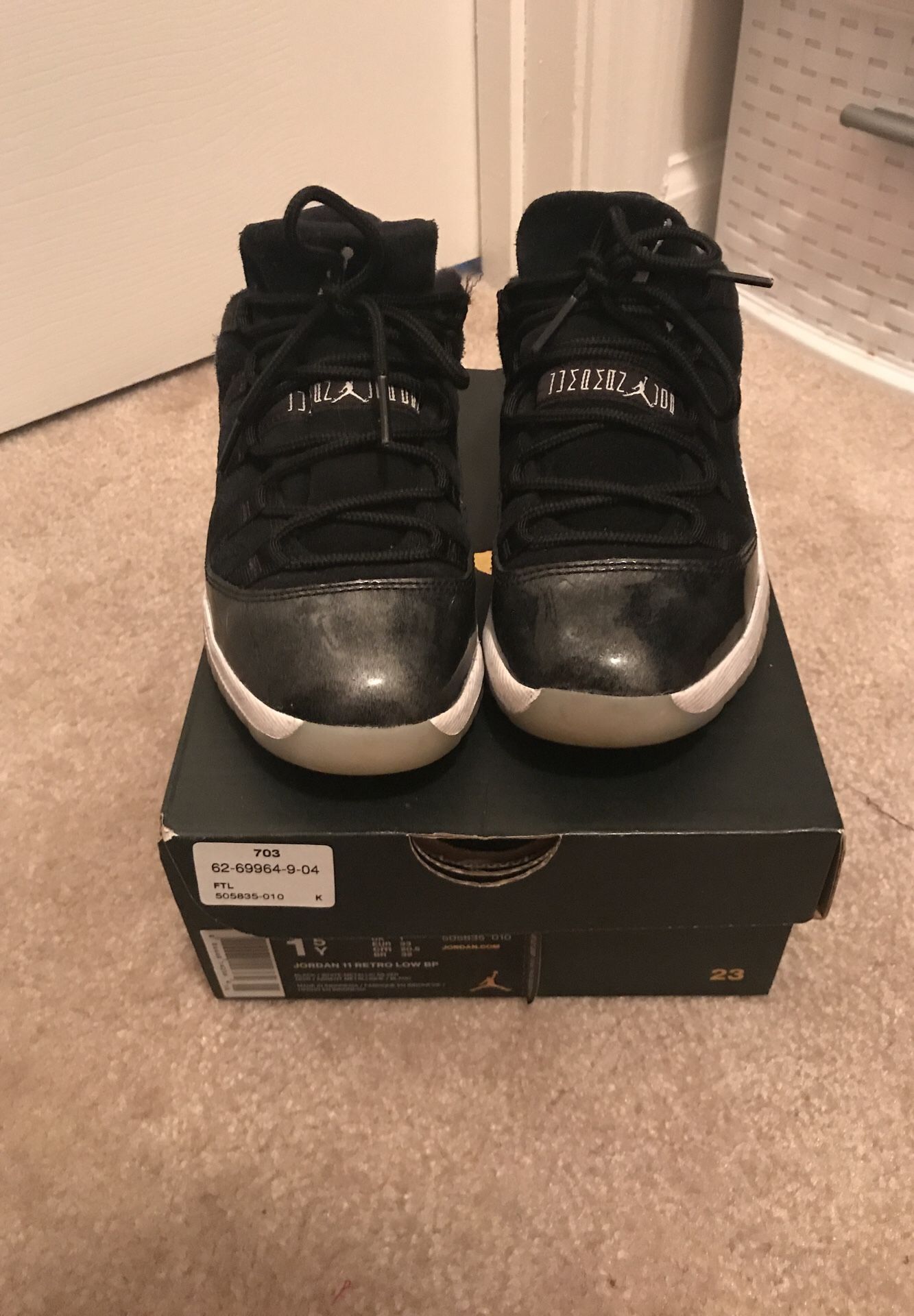 Jordan 11 retro low