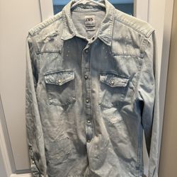 Zara men medium denim button up 