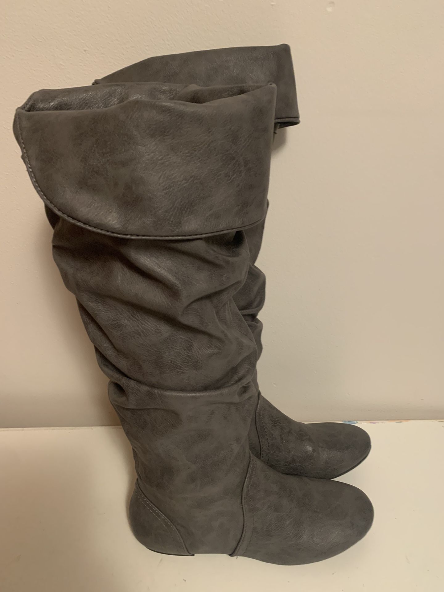 Lower East Side Boots. Women Size 7.5