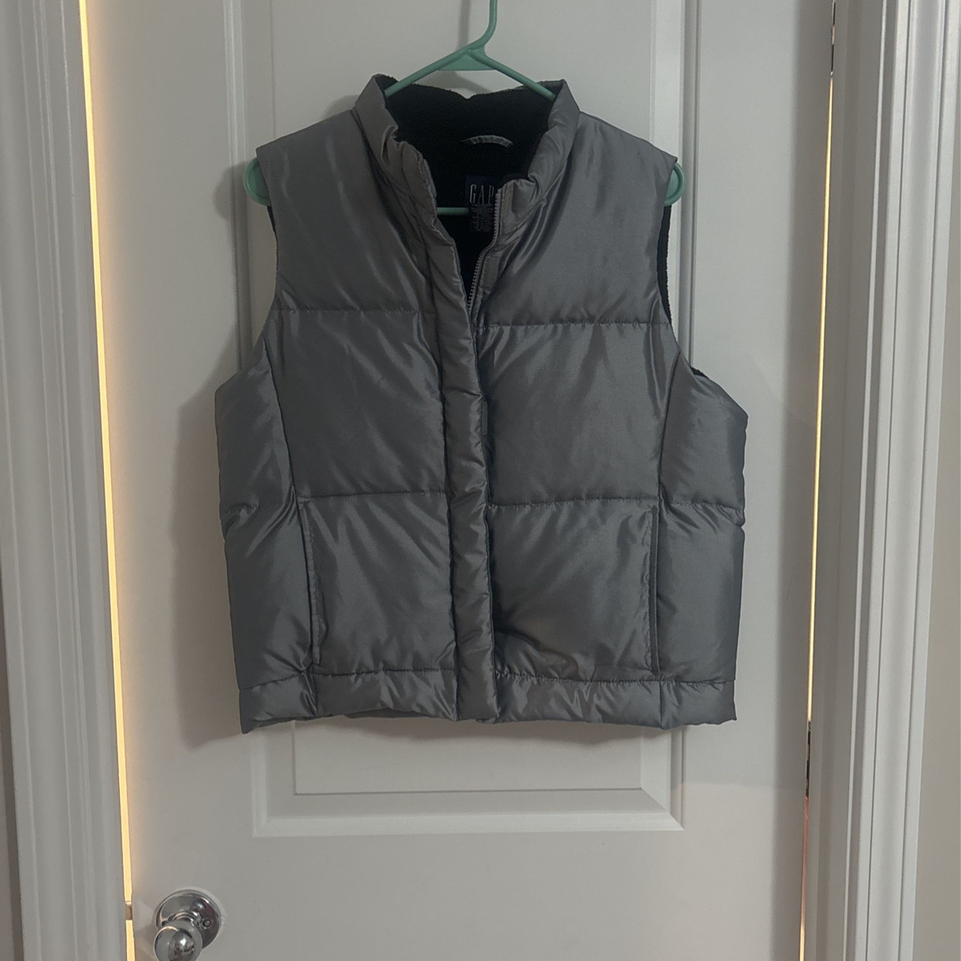 GAP Grey Puffer Vest