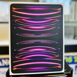 iPad Pro 12.9 inch 6th Gen (Brand New)