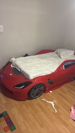 Kids corvette bed set