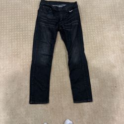 Levi Black Jeans 