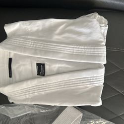 Brand New Karate Outfit Size 4t