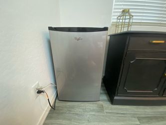 Whirlpool Stainless Steel/Black Mini Fridge