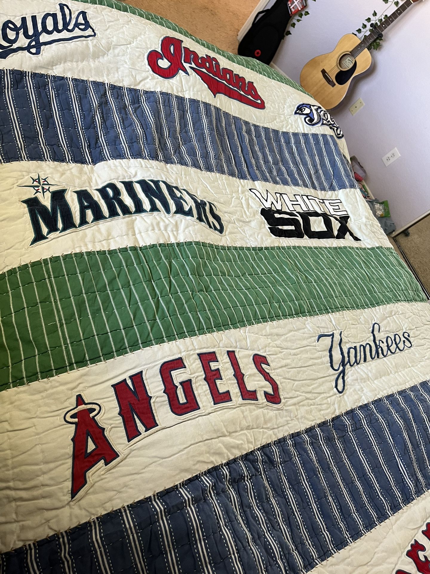 Pottery barn Baseball Quilt Good Condition